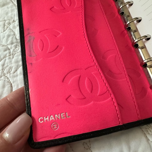 Chanel Cambon leather agenda Planner with dust cloth/box - Picture 5 of 9